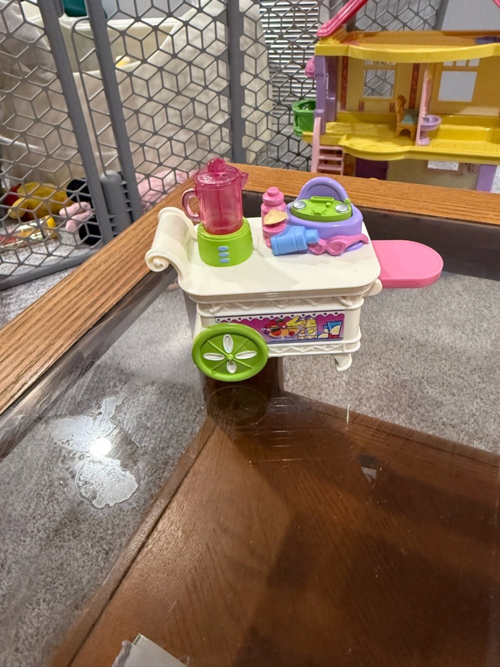Fisher Price Loving Family Dollhouse Snack Cart Pool Hot Tub Blender Sounds